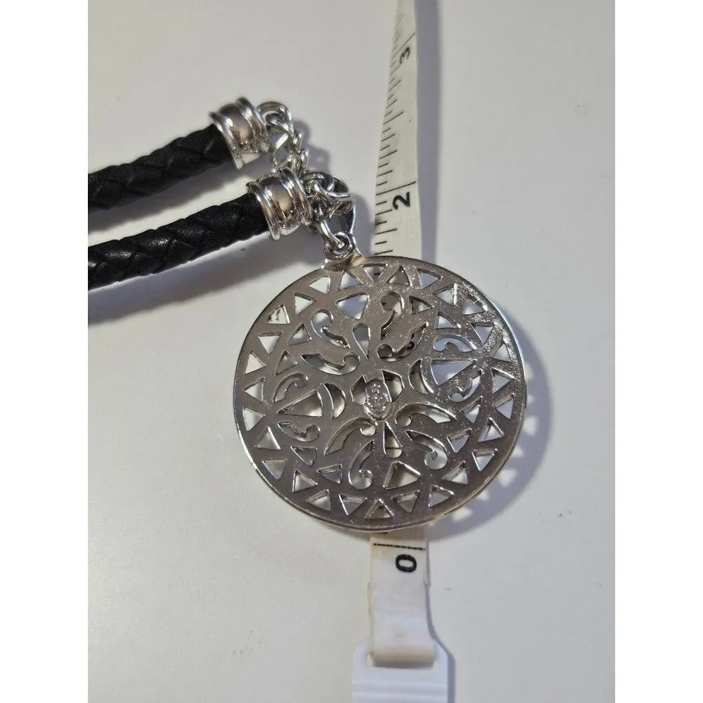 Premier Designs pretty necklace